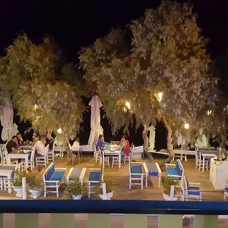 Aparthotel Yali Suites *