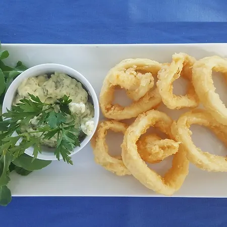 公寓式酒店 Yali Suites