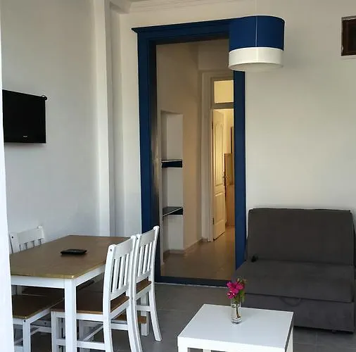 Yali Suites Aparthotel