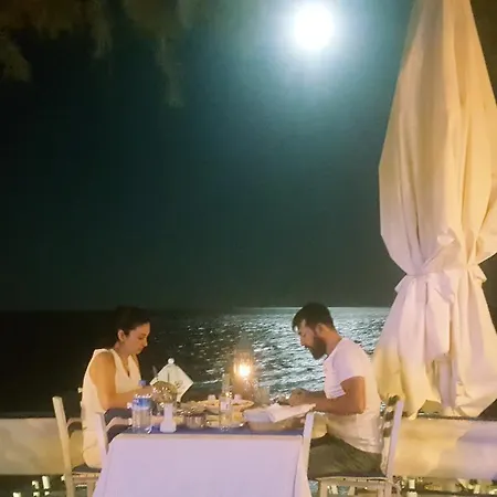 아파트호텔 Yali Suites 팔라무트부쿠