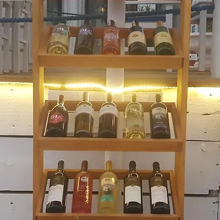 아파트호텔 Yali Suites 팔라무트부쿠